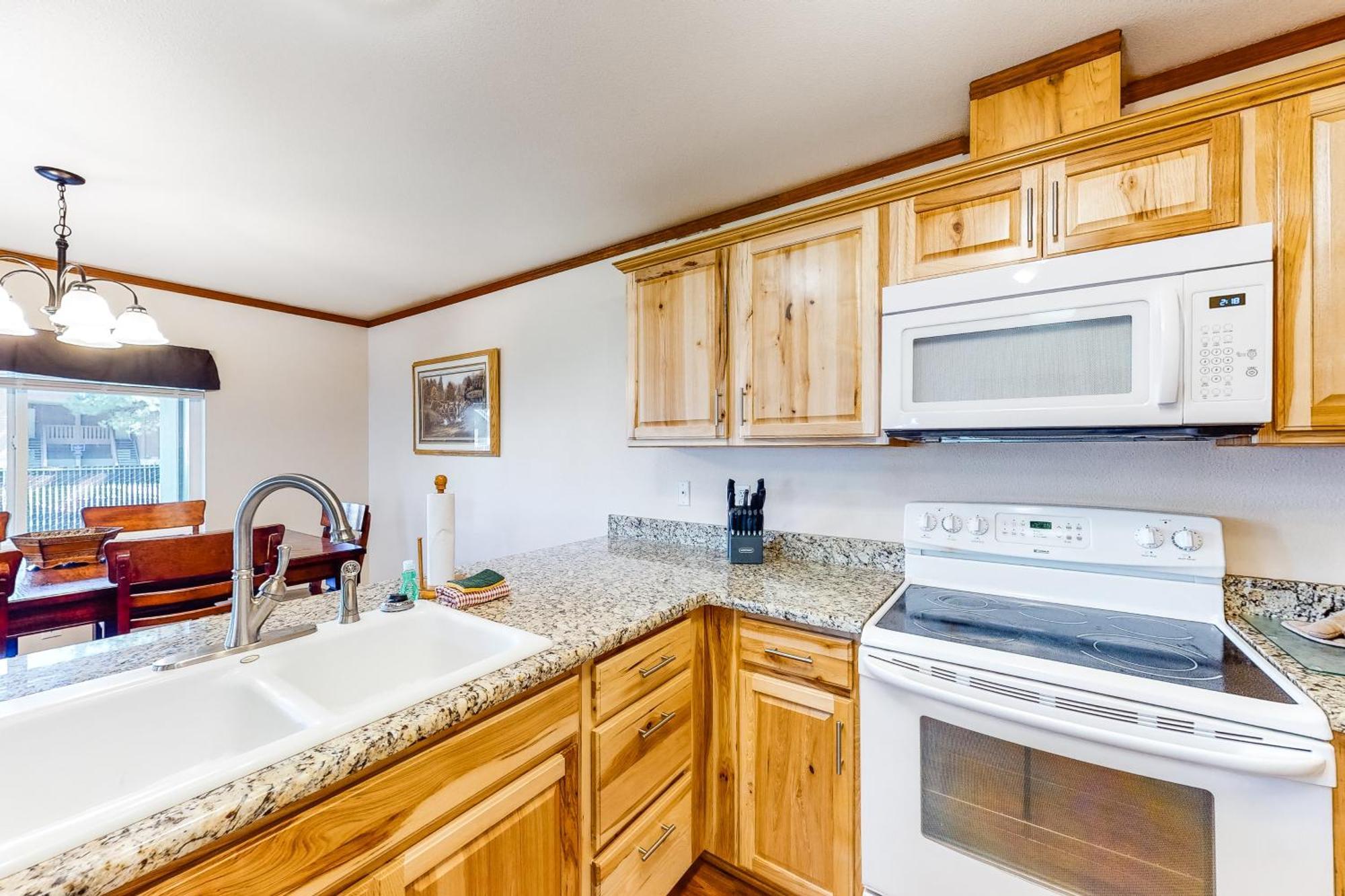 3 Bed 2 Bath Apartment In Левенуэрт Номер фото